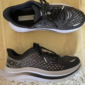 Hoka Kawanas size 6.5